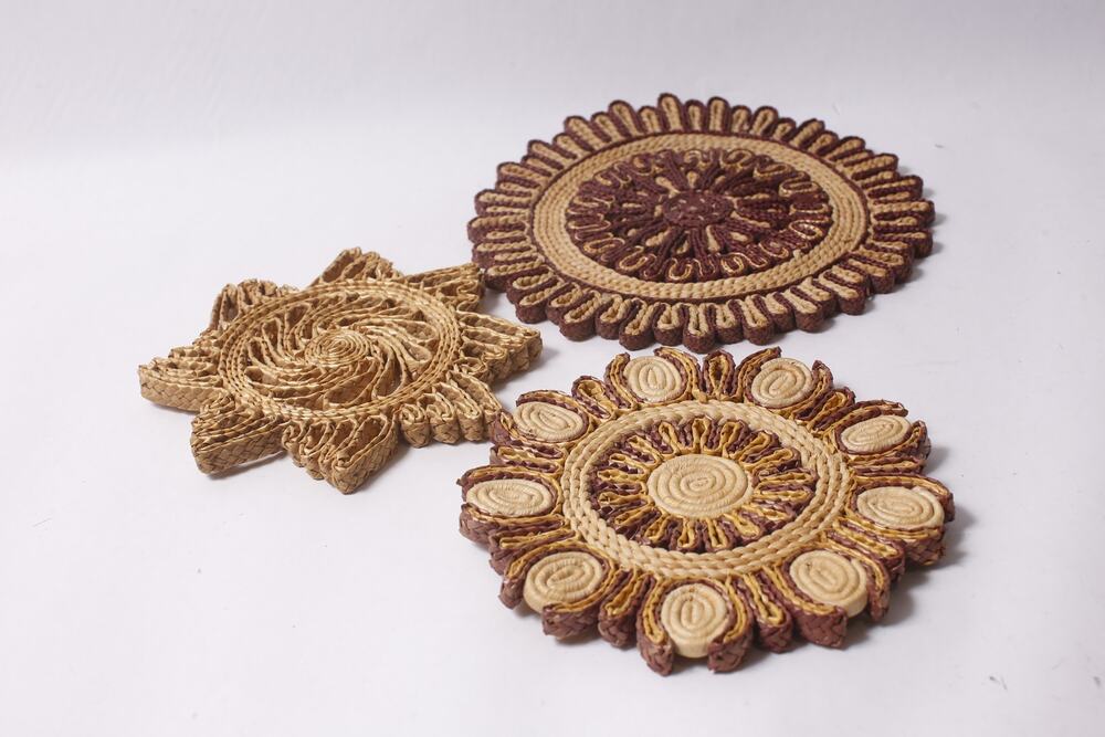 Vintage Raffia Straw Wicker Trivet Lot Kitchen Decor ~ 260812-WH 961
